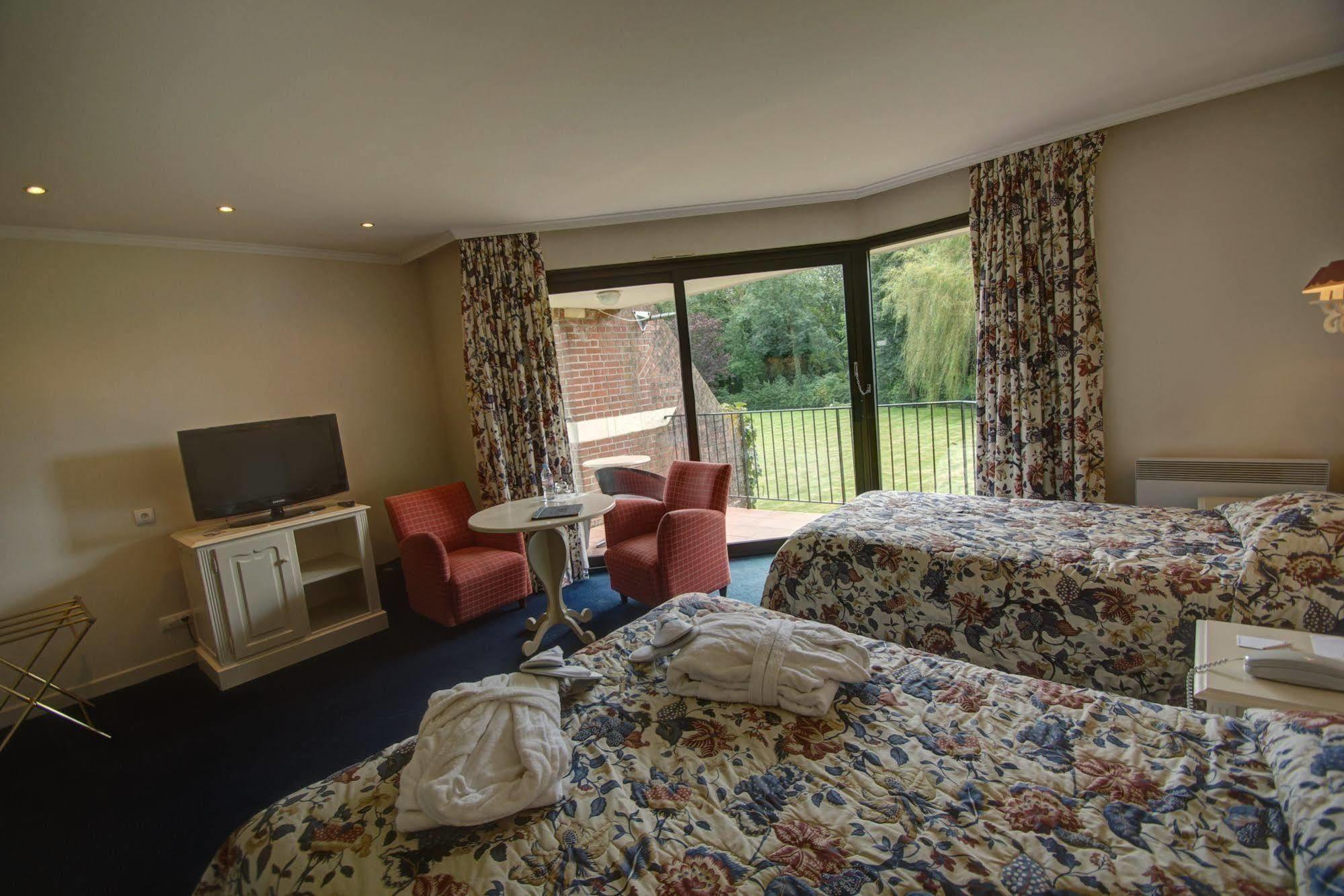 Hotel Chateau Tilques Luaran gambar