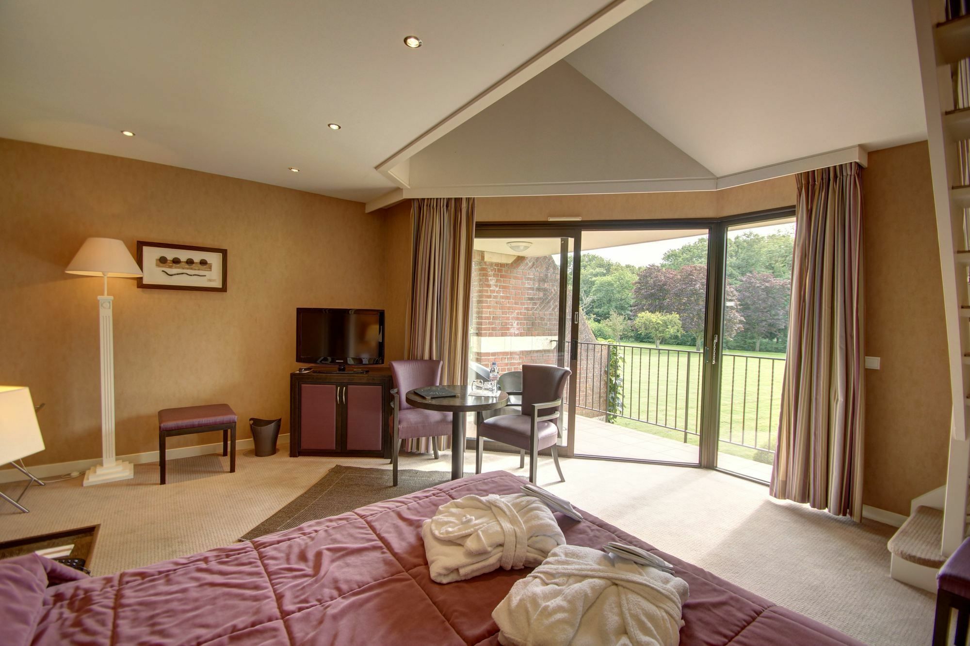 Hotel Chateau Tilques Luaran gambar